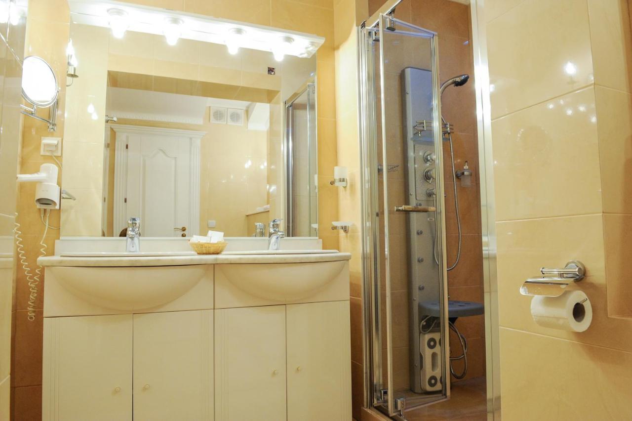 Villa Alice Suceava Dış mekan fotoğraf